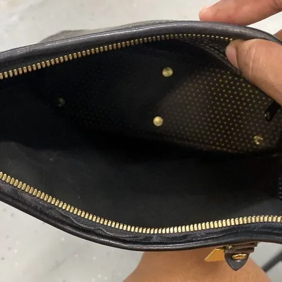 Vintage 90s Dooney and Bourke Cabrio perforated, yellow dot and black shoulder b - Picture 9 of 9